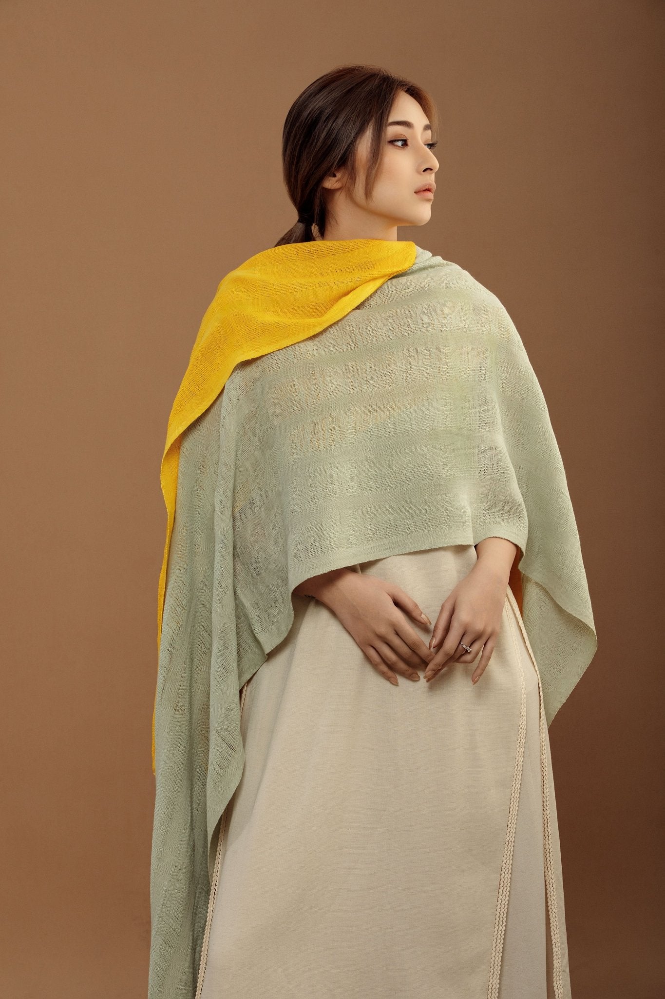 Baumwollschal - Luxury4Good - SANNI Foundation