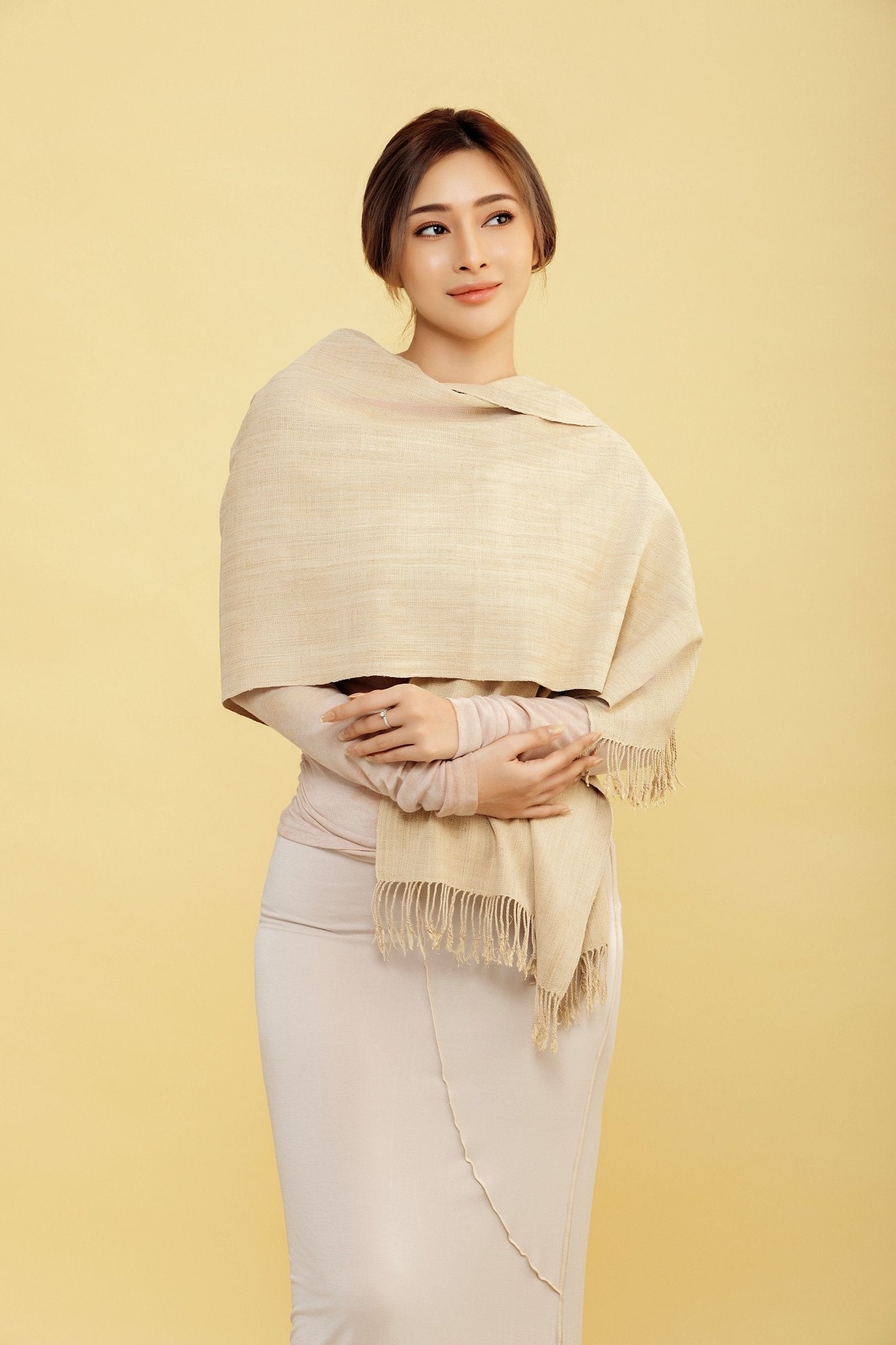 Lotusschal - Luxury4Good - SANNI Foundation