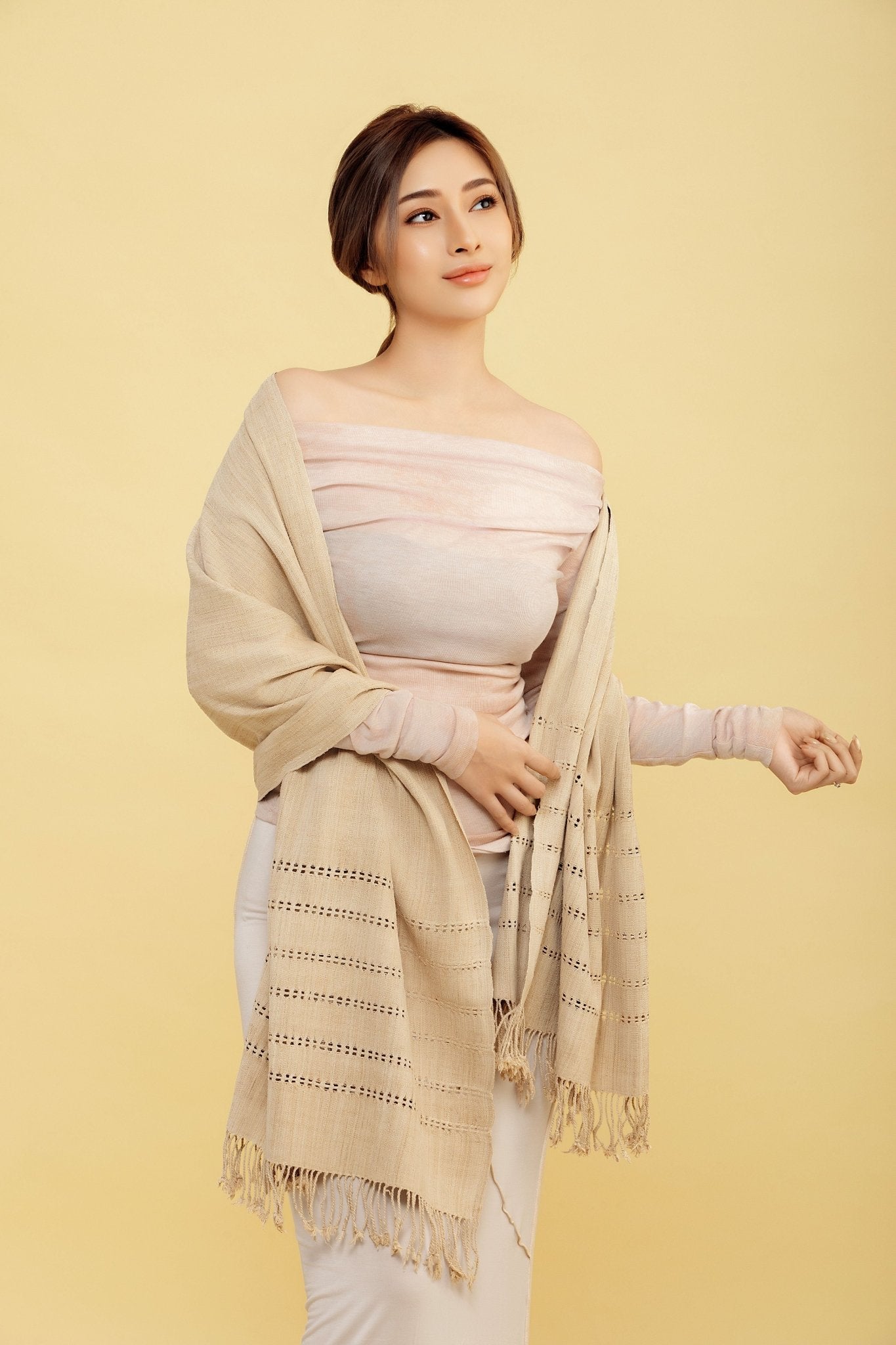 Lotusschal - Luxury4Good - SANNI Foundation